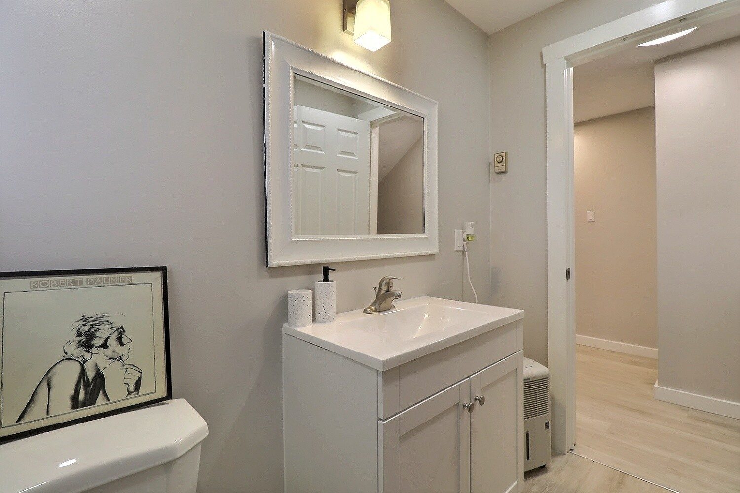 5 Scarborough Avenue - Lower Level Room #1 photo 13