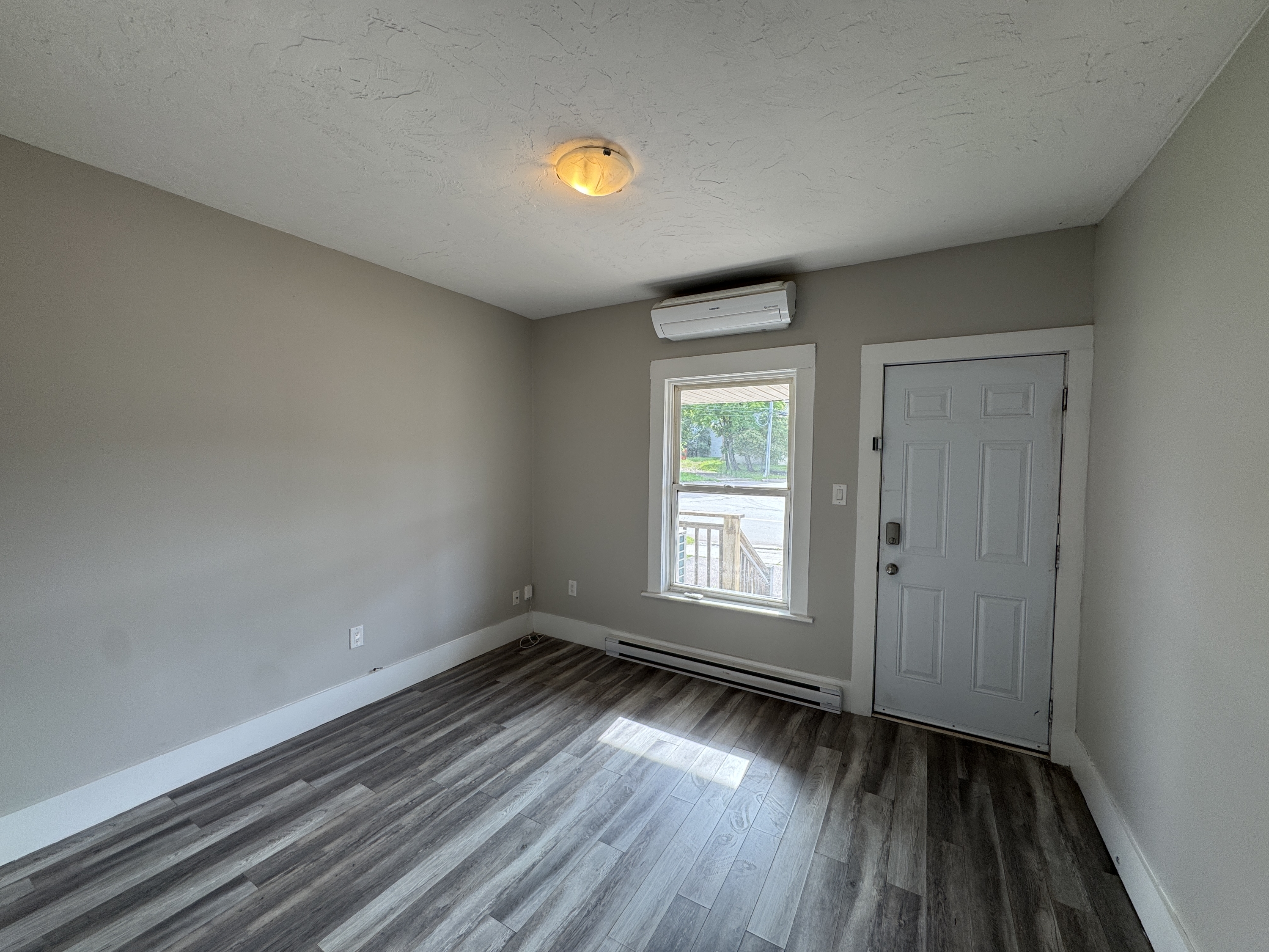 213-221 King Street - 213 photo 10