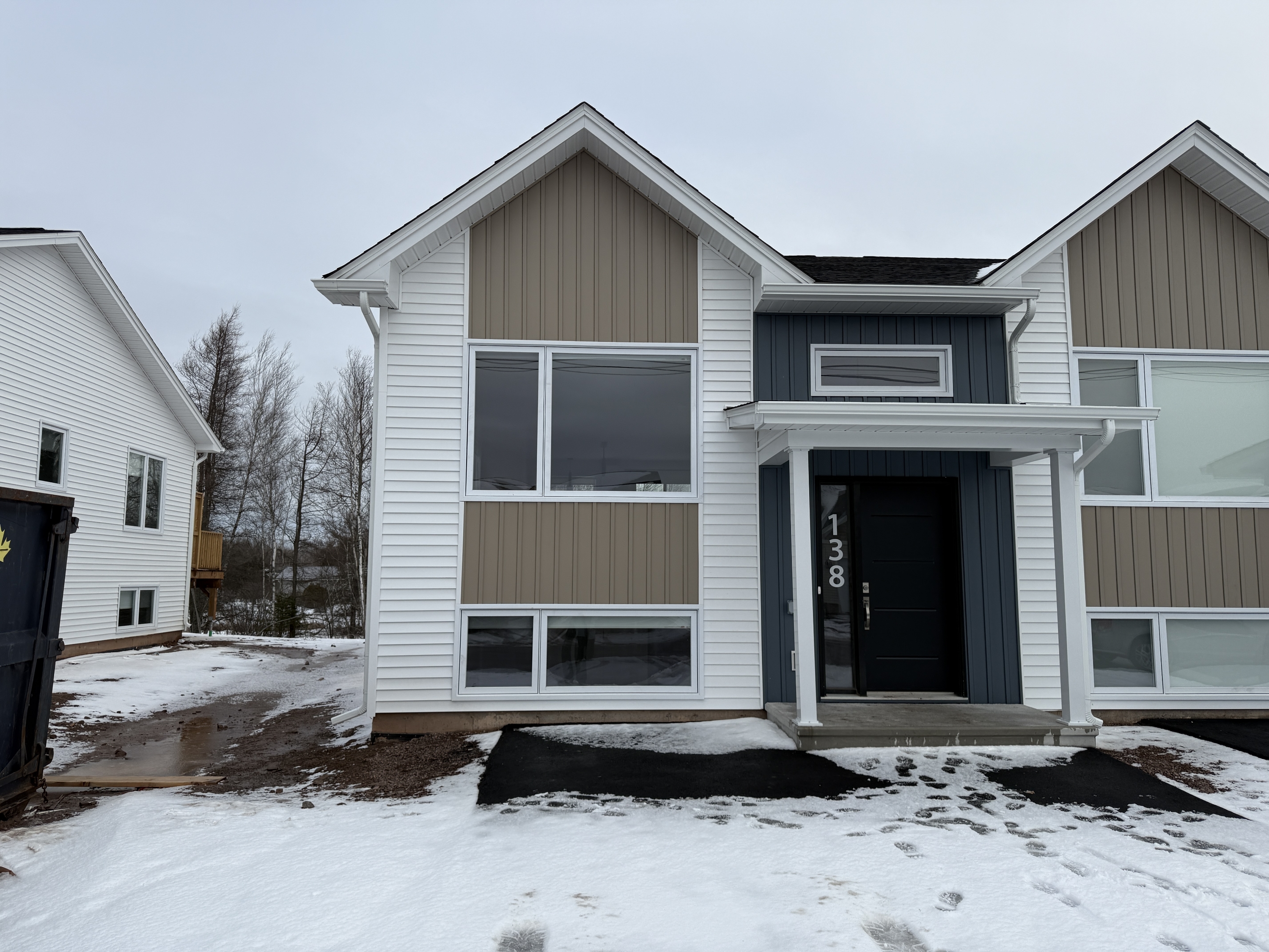 Simone Gallant Street - 62 Townhome