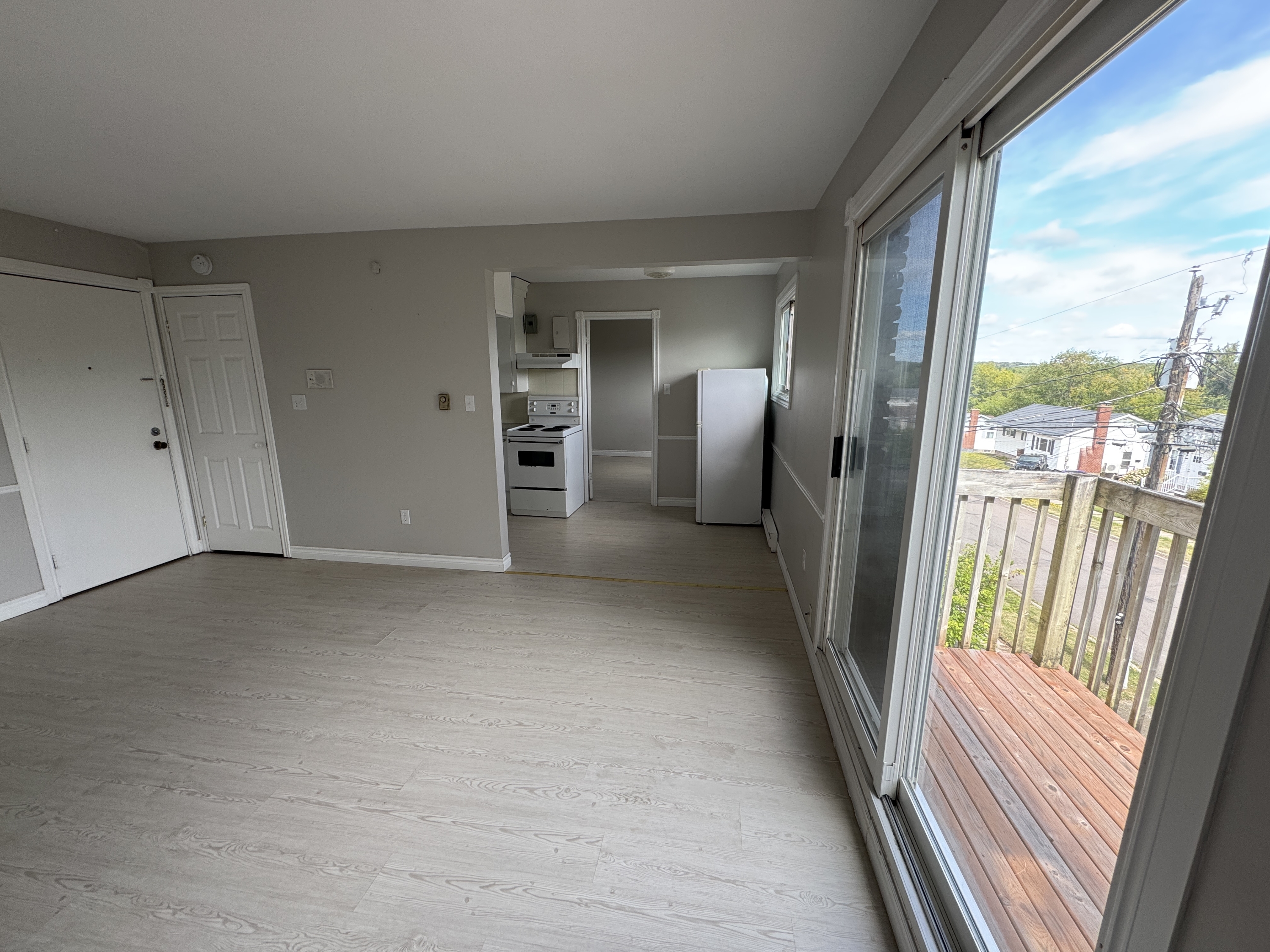 168 Leslie Street - 5