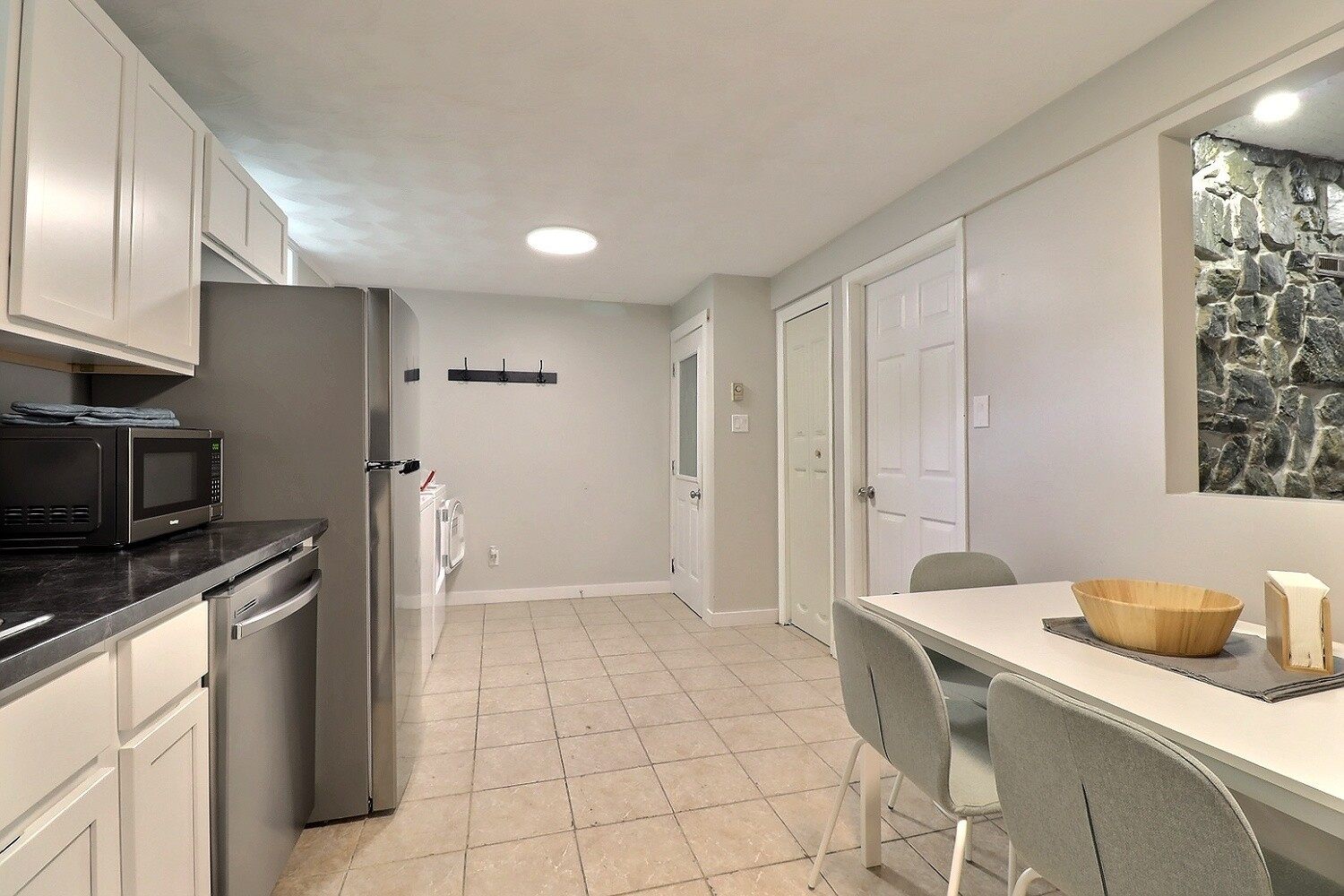 5 Scarborough Avenue - Lower Level Room #1 photo 5