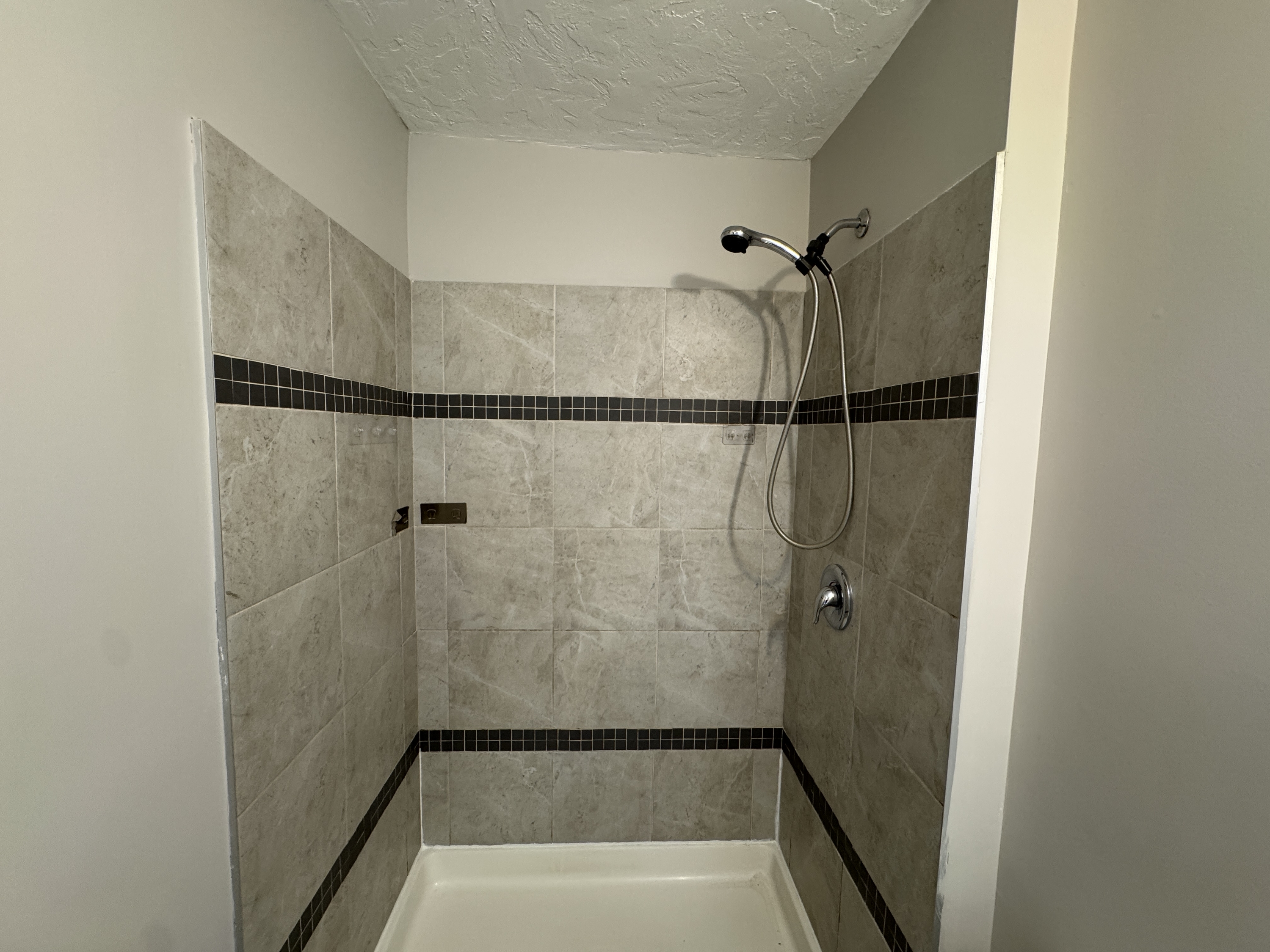 213-221 King Street - 213 photo 18