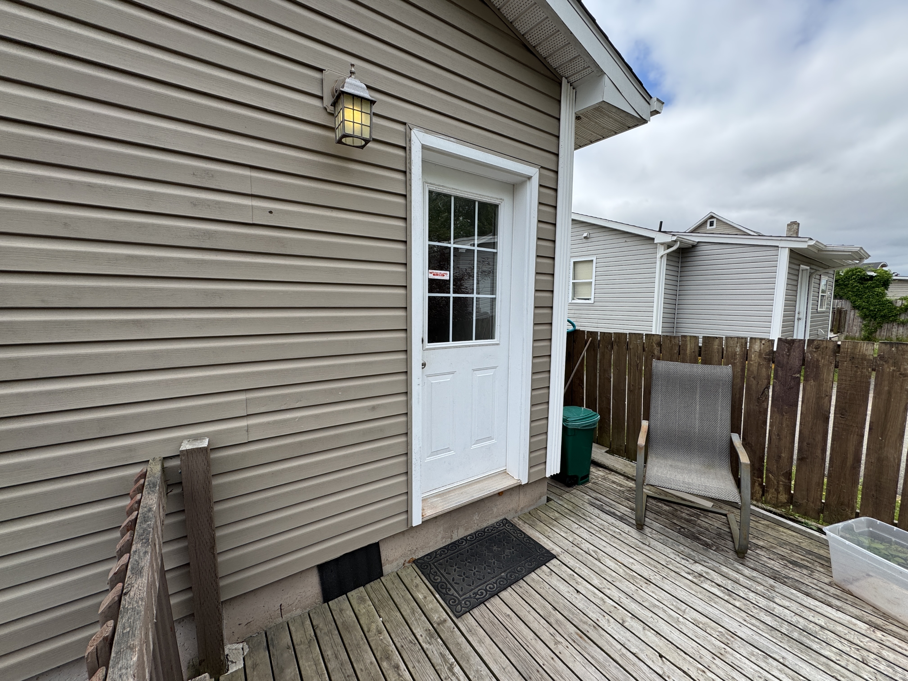 551 Champlain Street - Downstairs