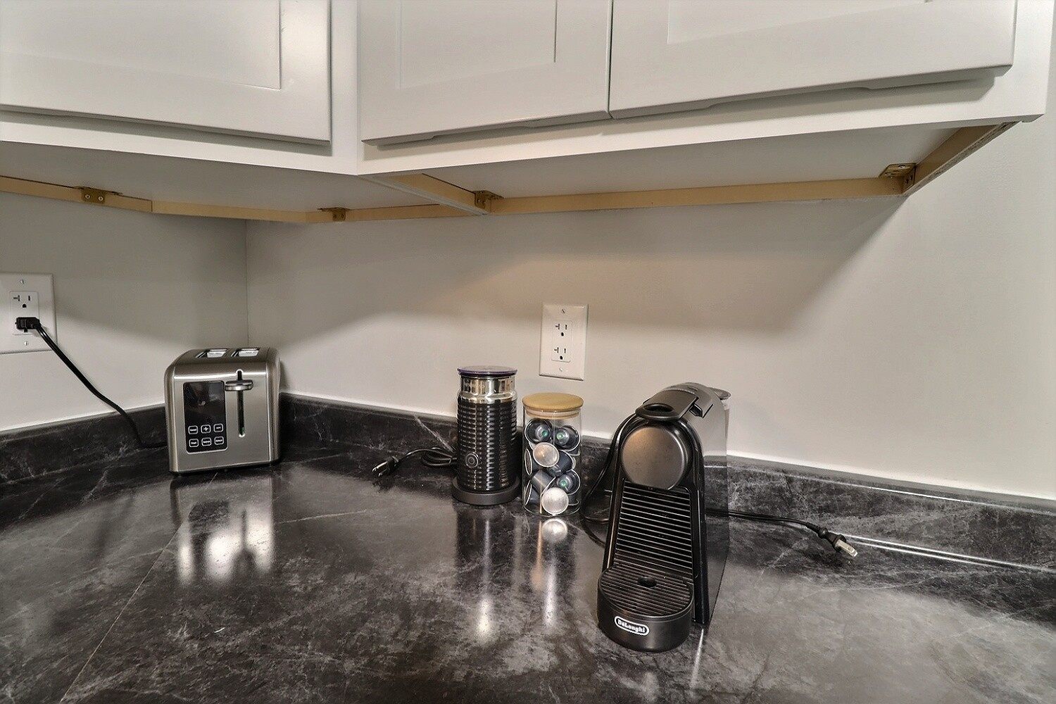 5 Scarborough Avenue - Lower Level Room #1 photo 23