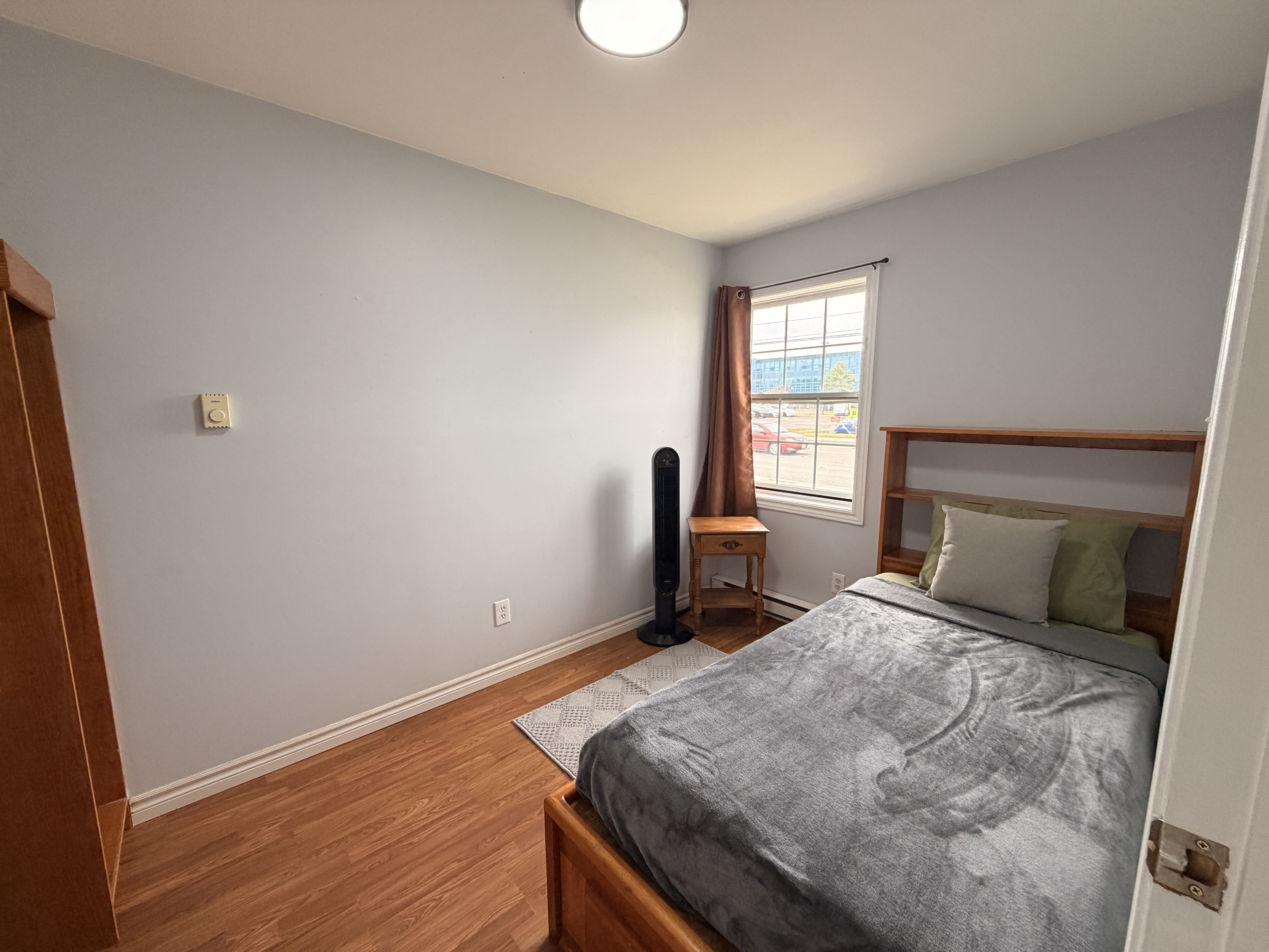 1283 Mountain Road - FEMALE ONLY Upstairs Room 1 photo 26