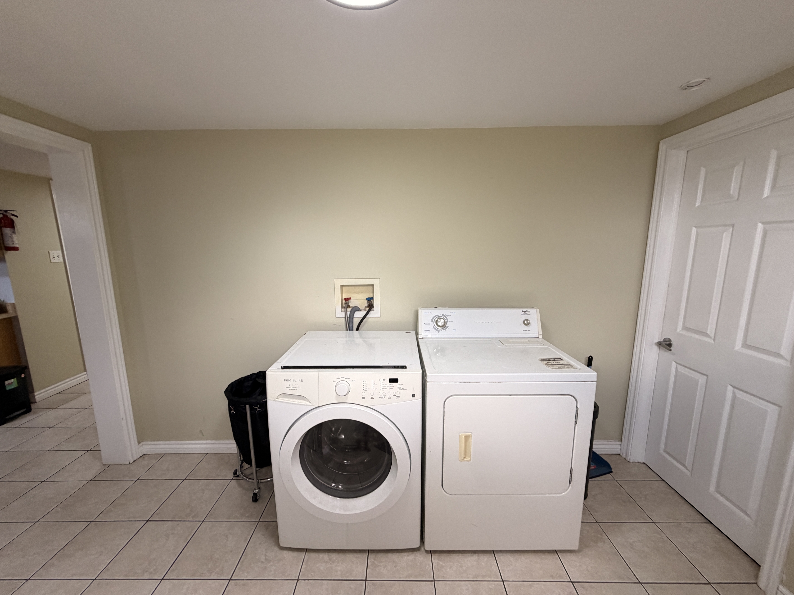 1283 Mountain Road - Lower Level 4 photo 3