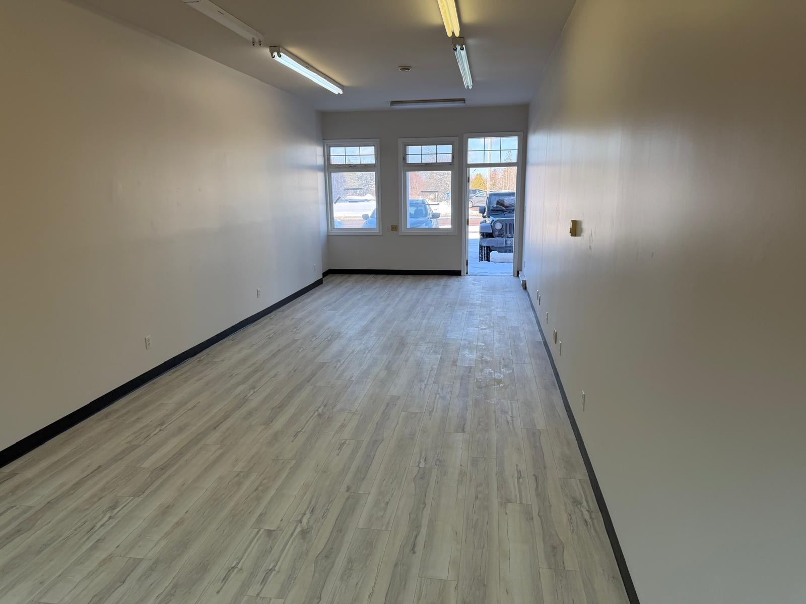 579 Main Street - Main Floor Office