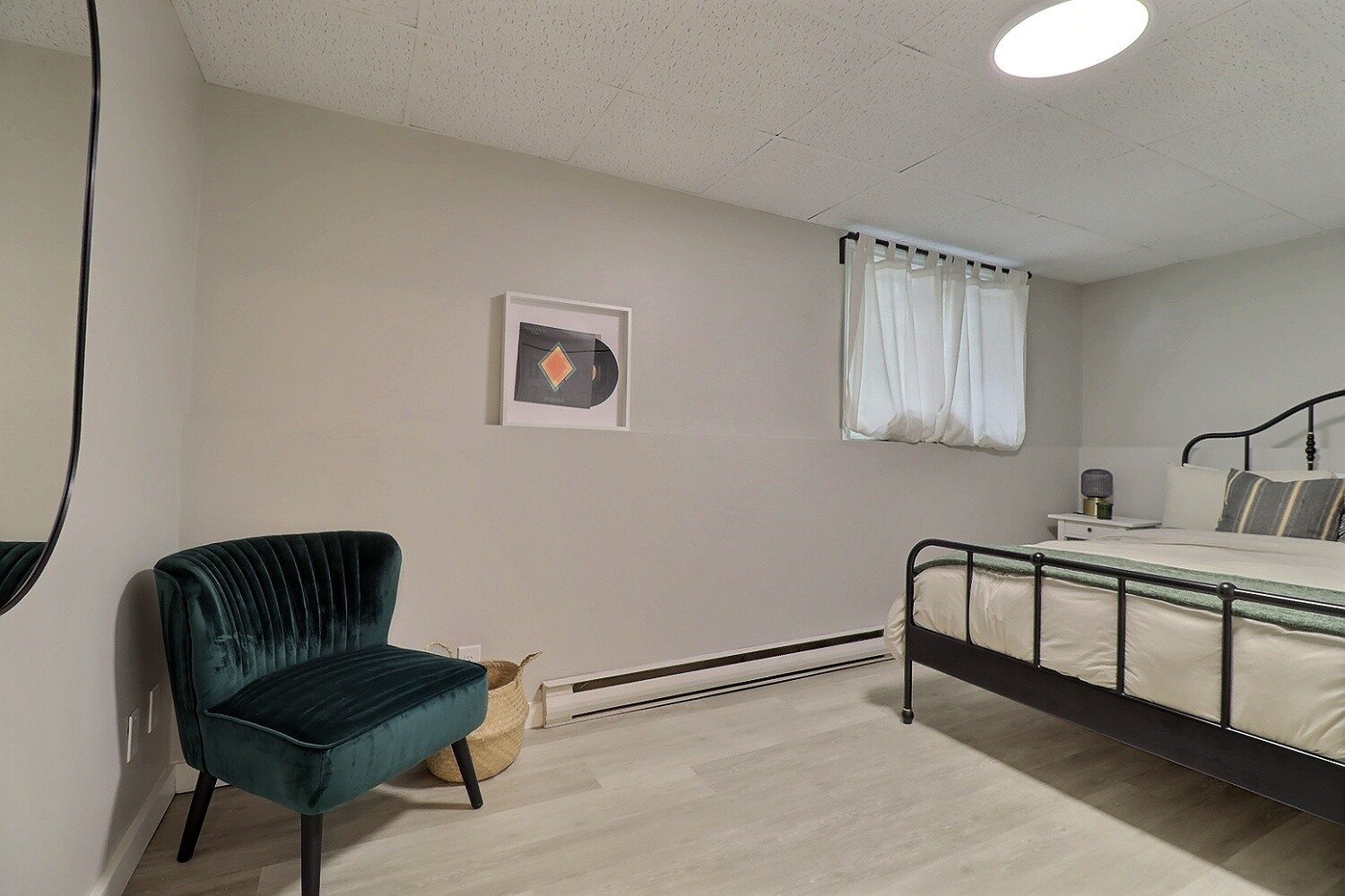 5 Scarborough Avenue - Lower Level Room #1 photo 10
