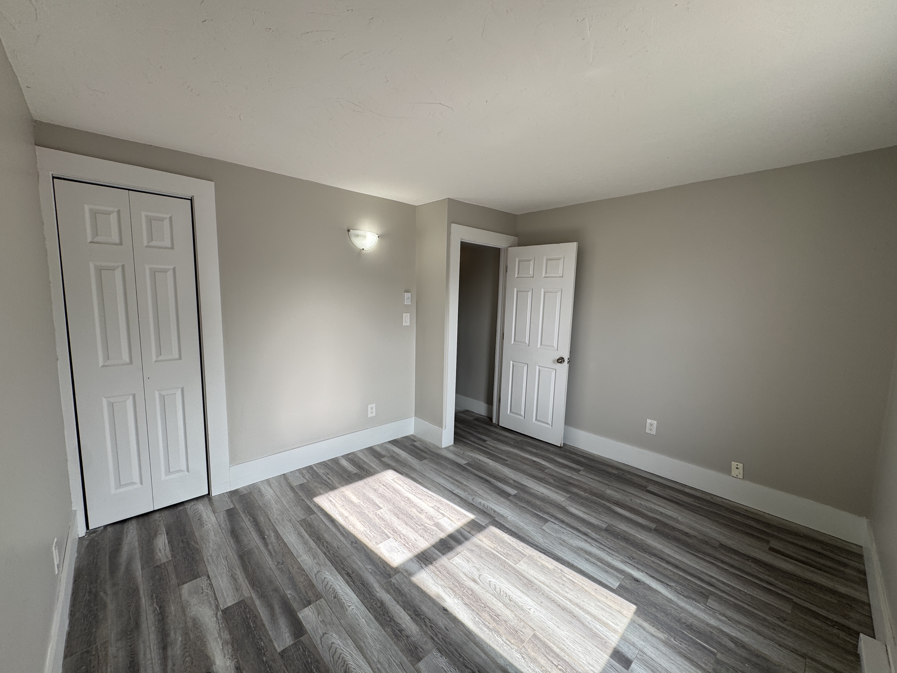 213-221 King Street - 213 photo 16