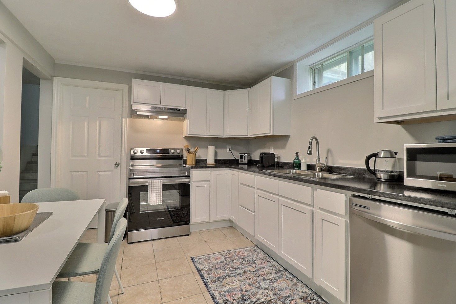 5 Scarborough Avenue - Lower Level Room #2