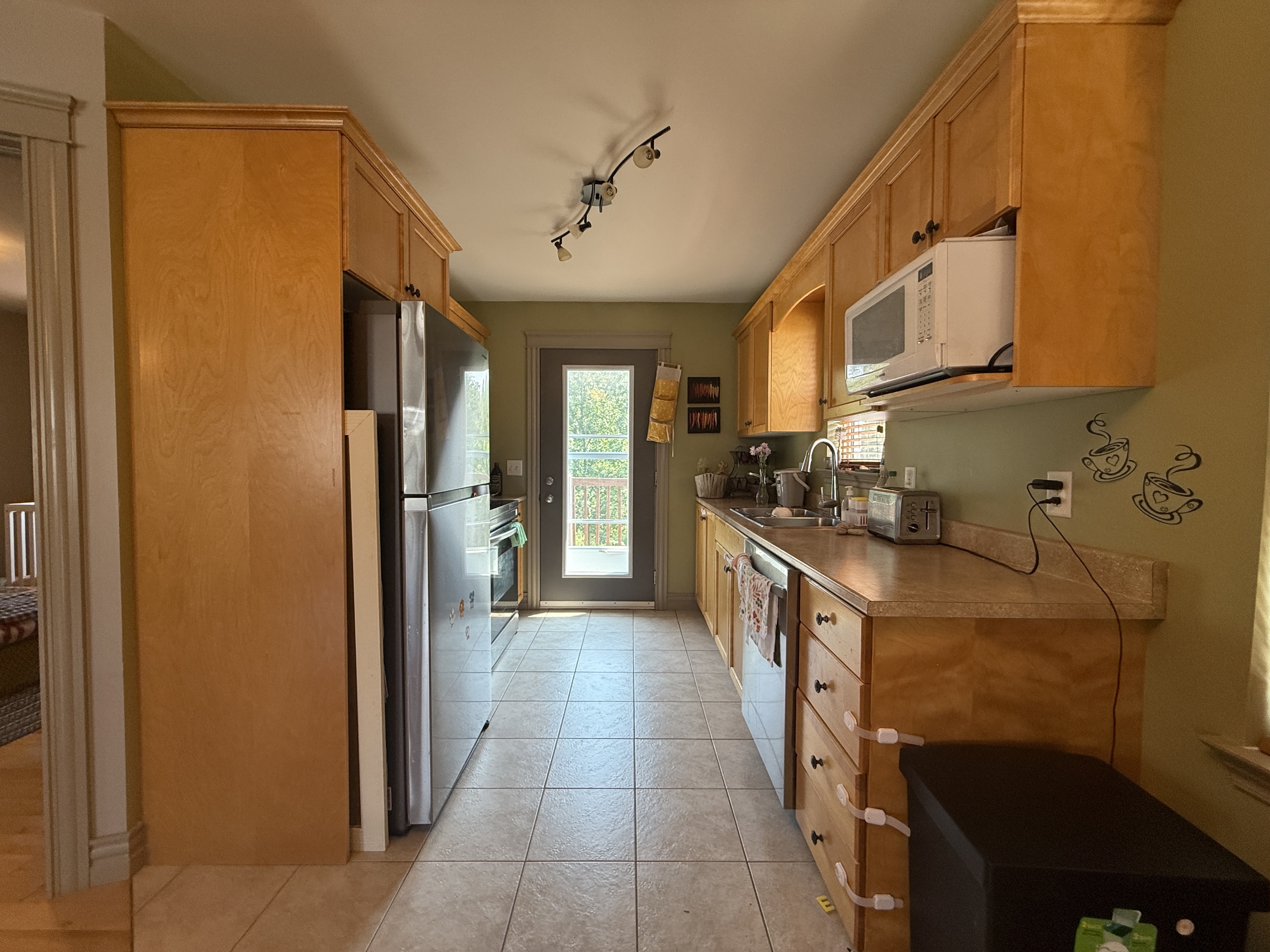 64 Danny Street photo 25