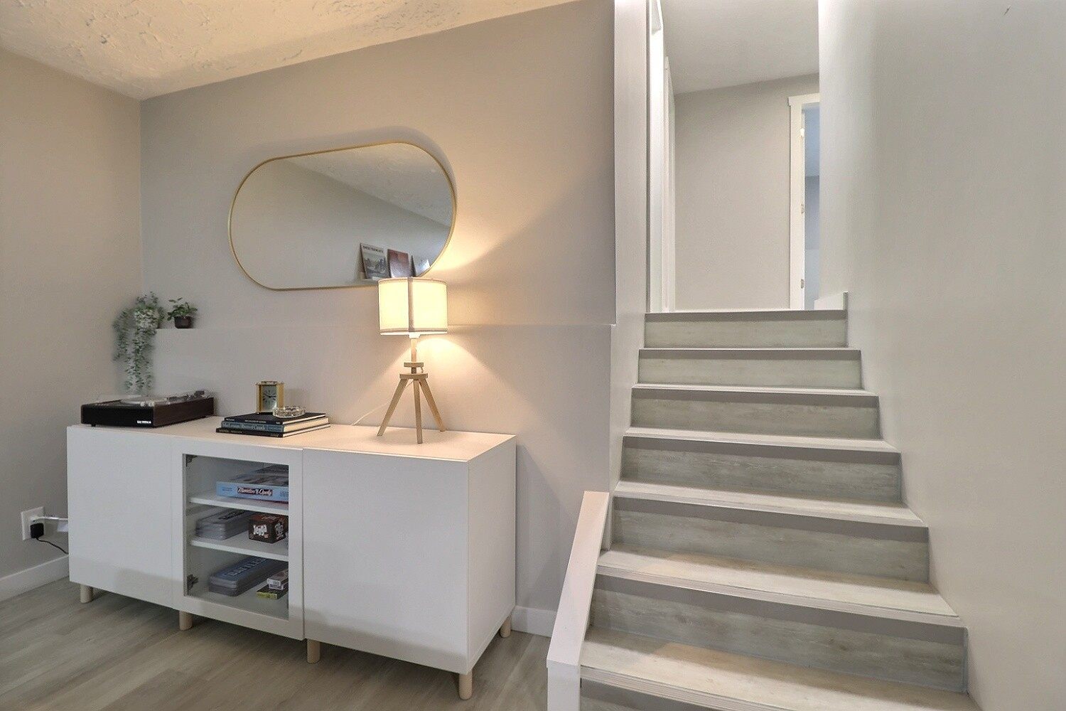 5 Scarborough Avenue - Lower Level Room #1 photo 15