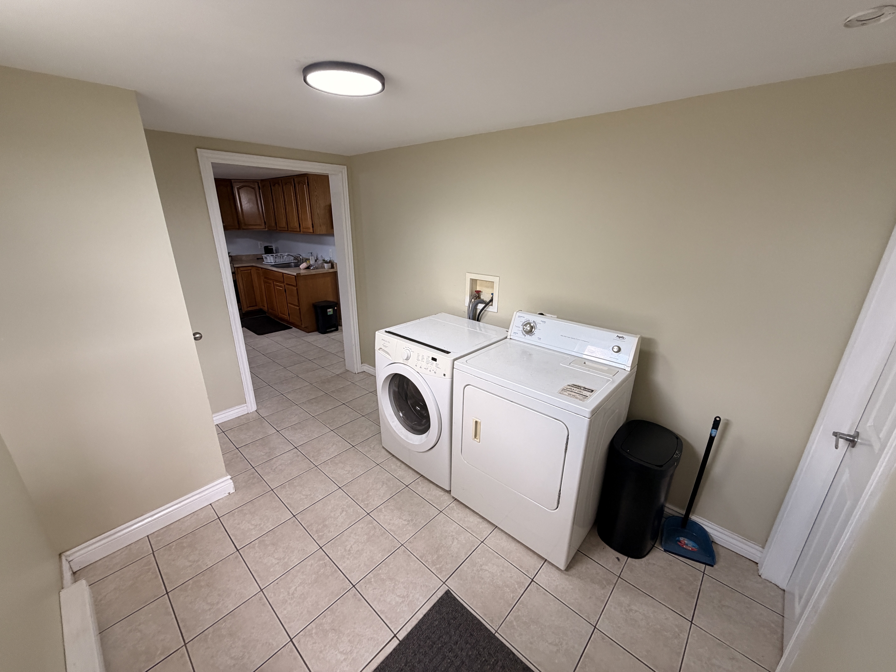 1283 Mountain Road - Lower Level 4 photo 2