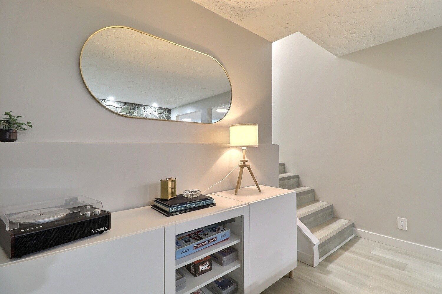 5 Scarborough Avenue - Lower Level Room #1 photo 18