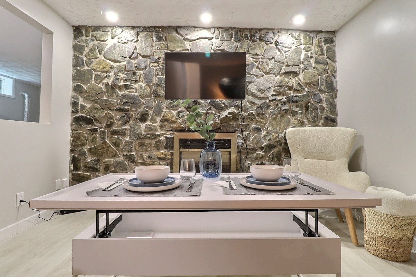 5 Scarborough Avenue - Lower Level Room #1 photo 22