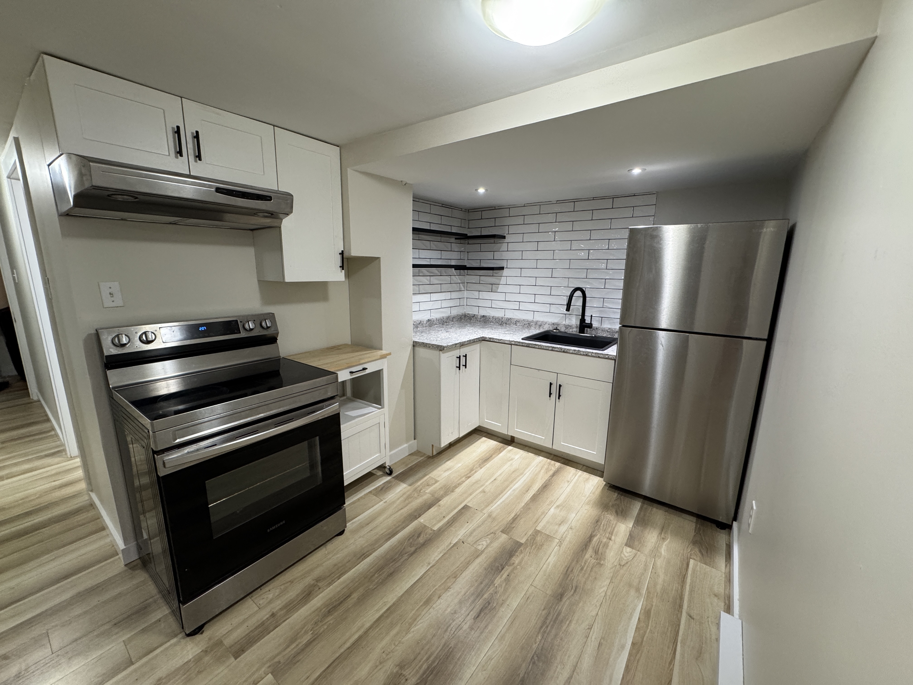 140 Reade Street - Downstairs