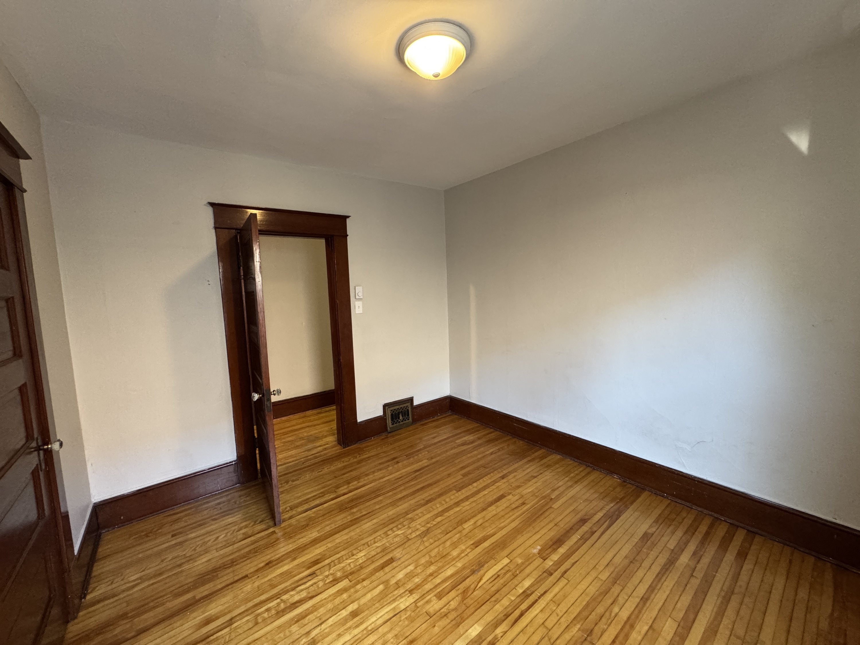 221-227 Bonaccord Street - 221 photo 11