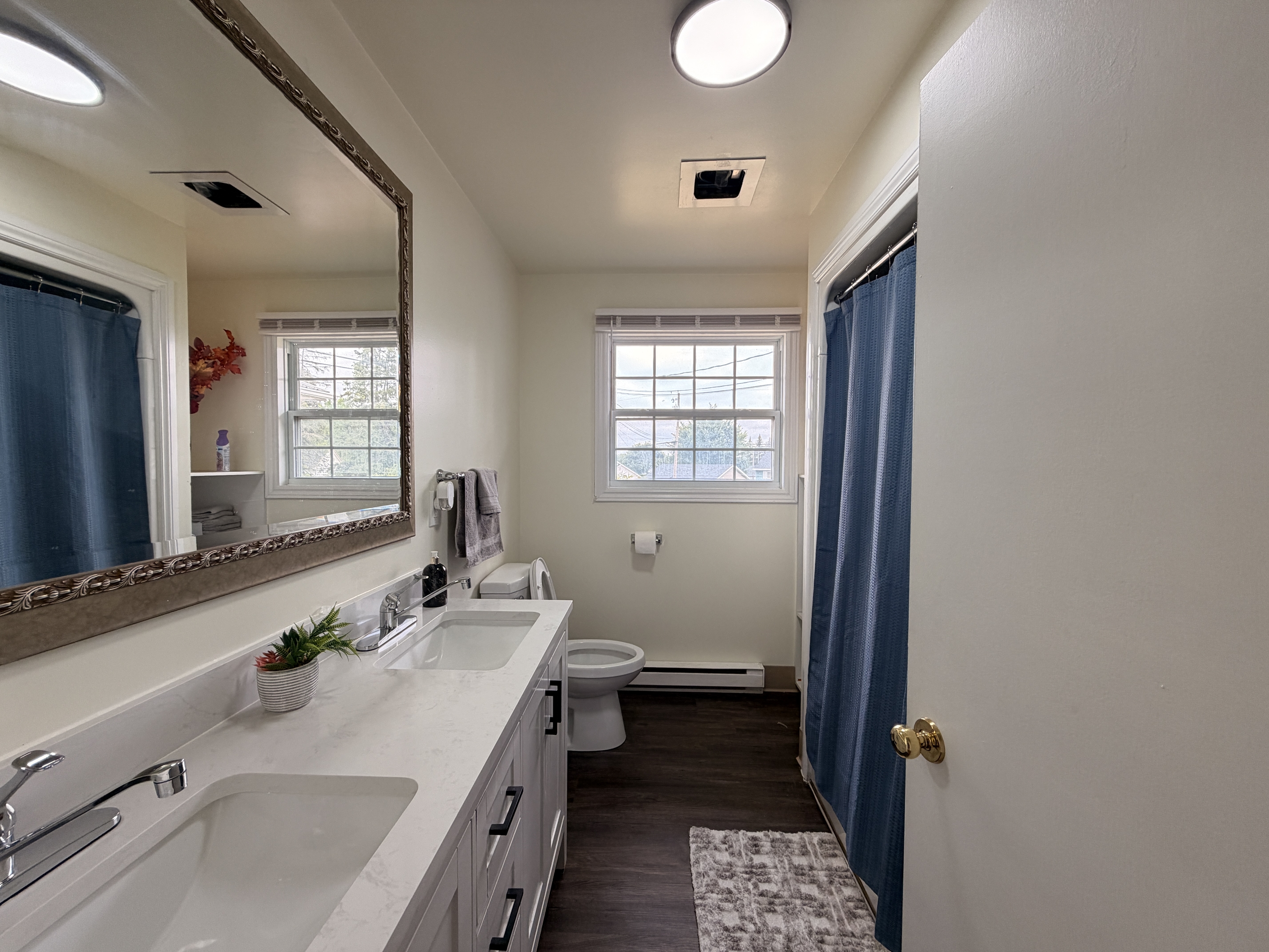 1283 Mountain Road - FEMALE ONLY Upstairs Room 1 photo 15