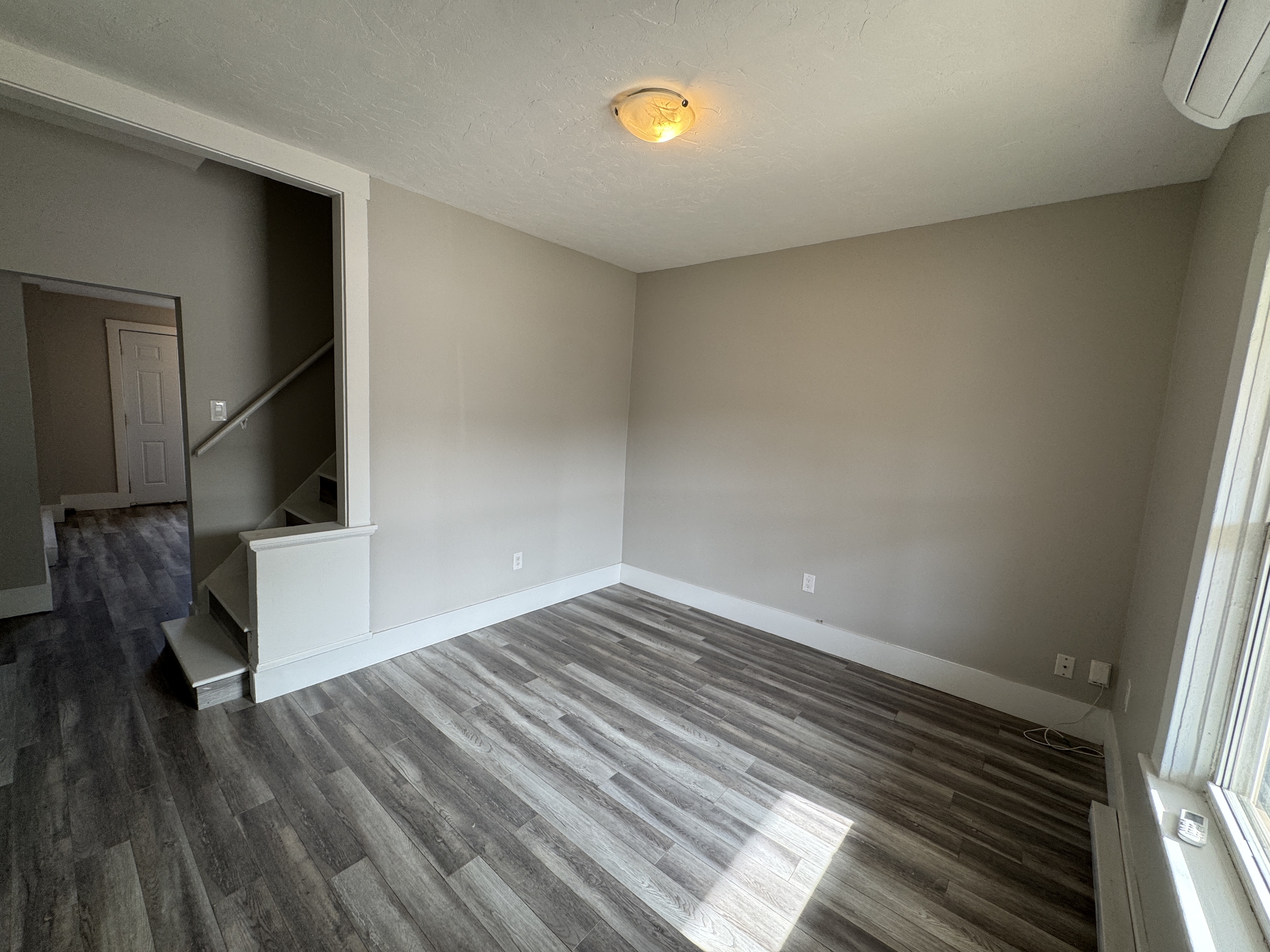 213-221 King Street - 213 photo 9