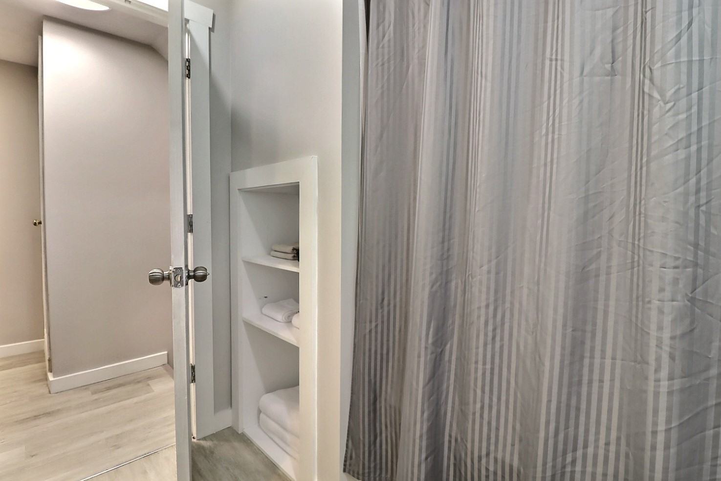 5 Scarborough Avenue - Lower Level Room #1 photo 12