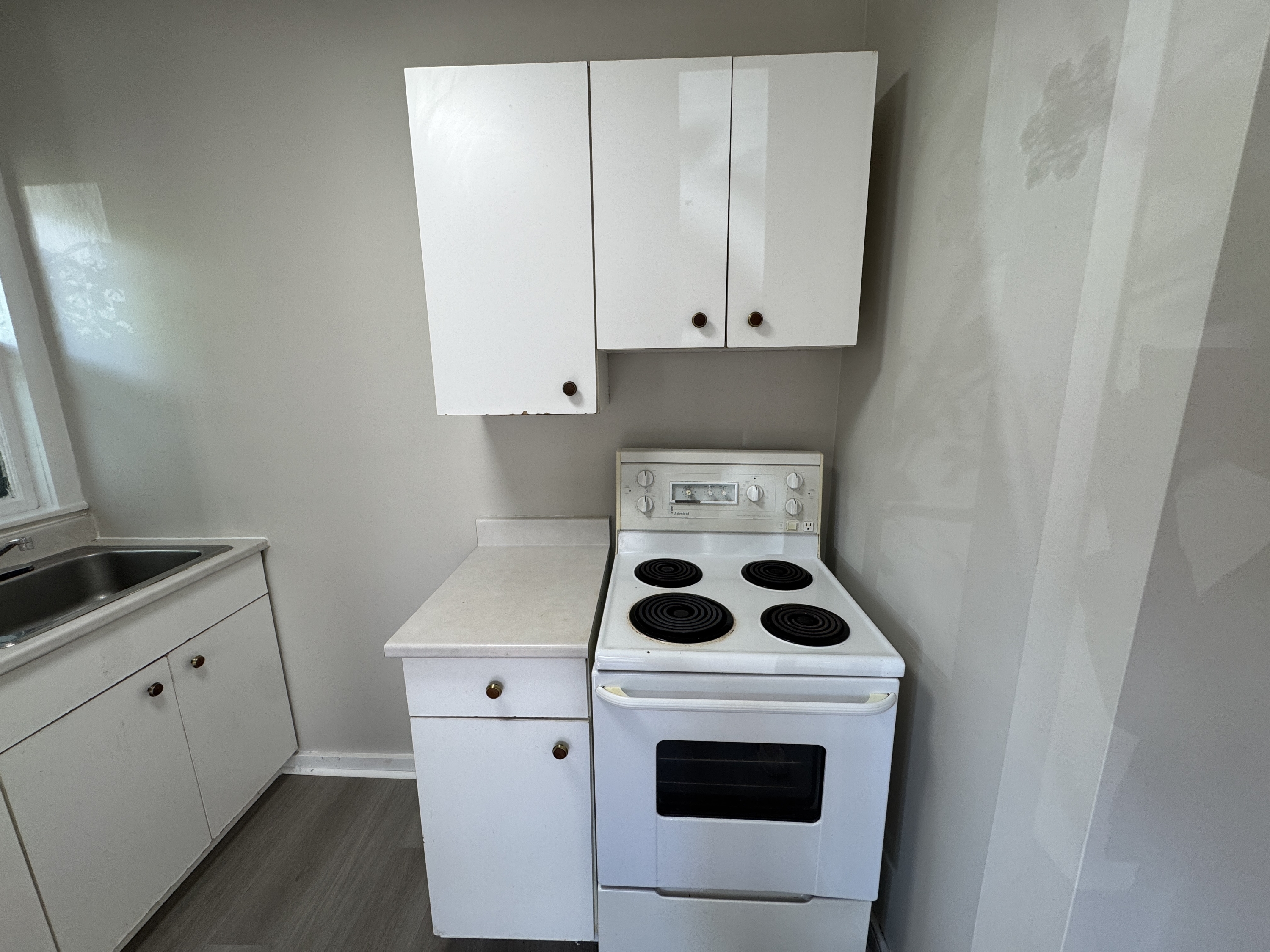 180 Wesley Street - 3 photo 16