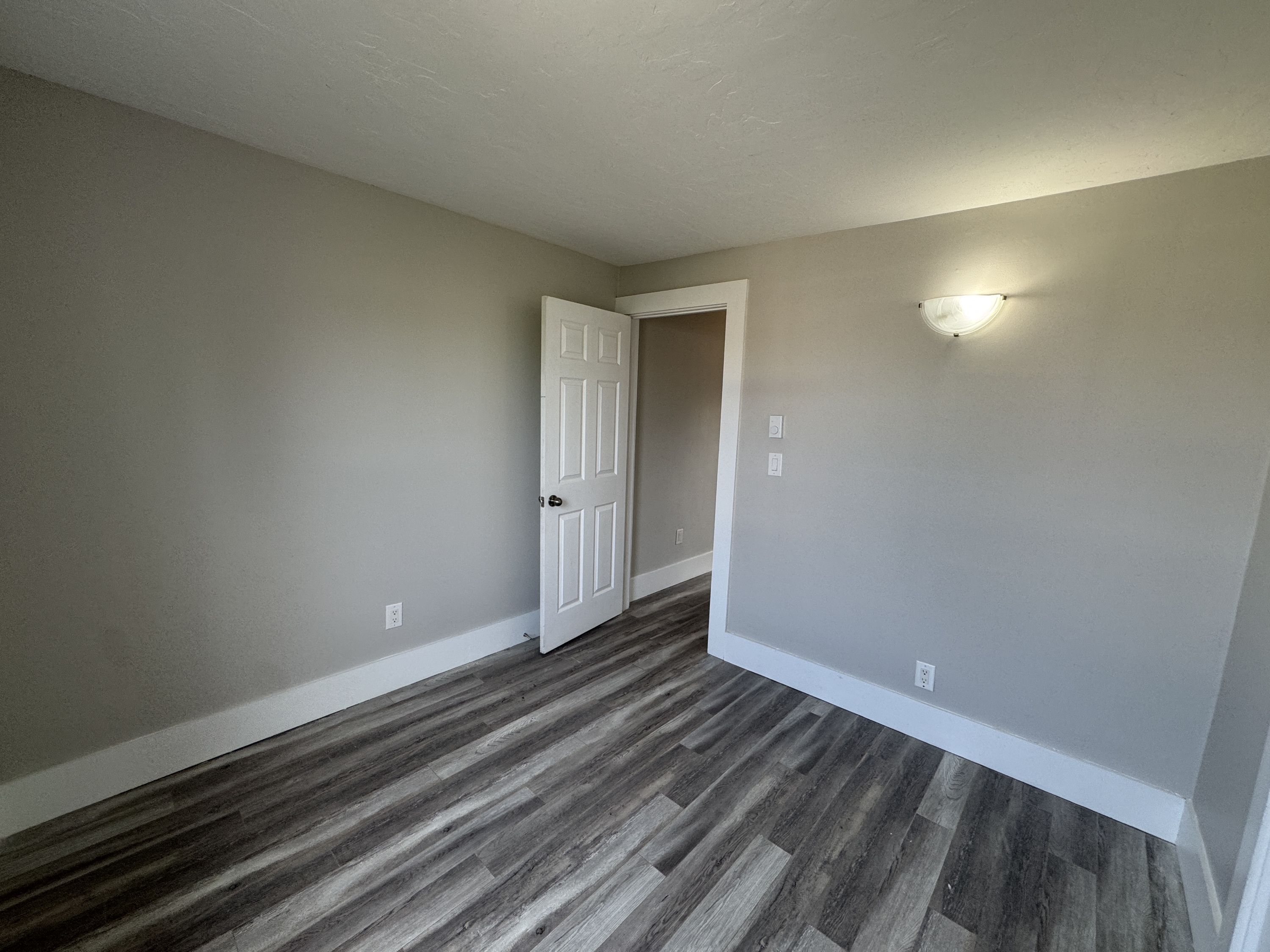 213-221 King Street - 213 photo 21