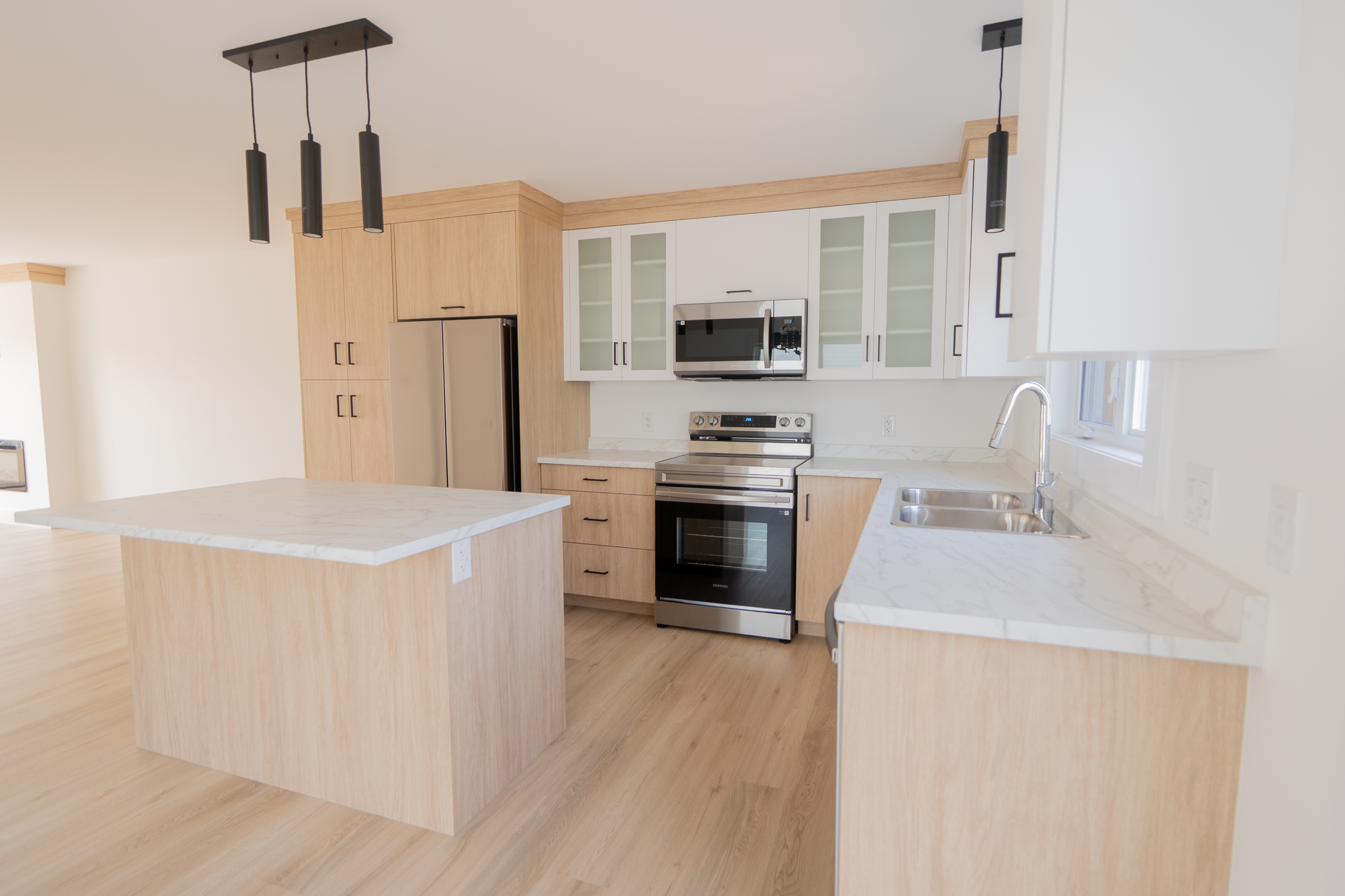 102 Simone Gallant Crescent
